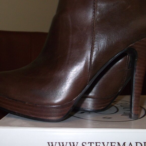 Steve Madden "Remedie" brown leather women's boots $160 size 7 1/2 M - Picture 9 of 13